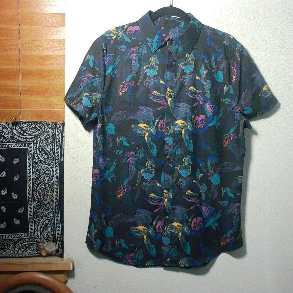 All In Motion Blue Abstract Snaps Up Short Sleeve Adventure Shirt Boys Size: M